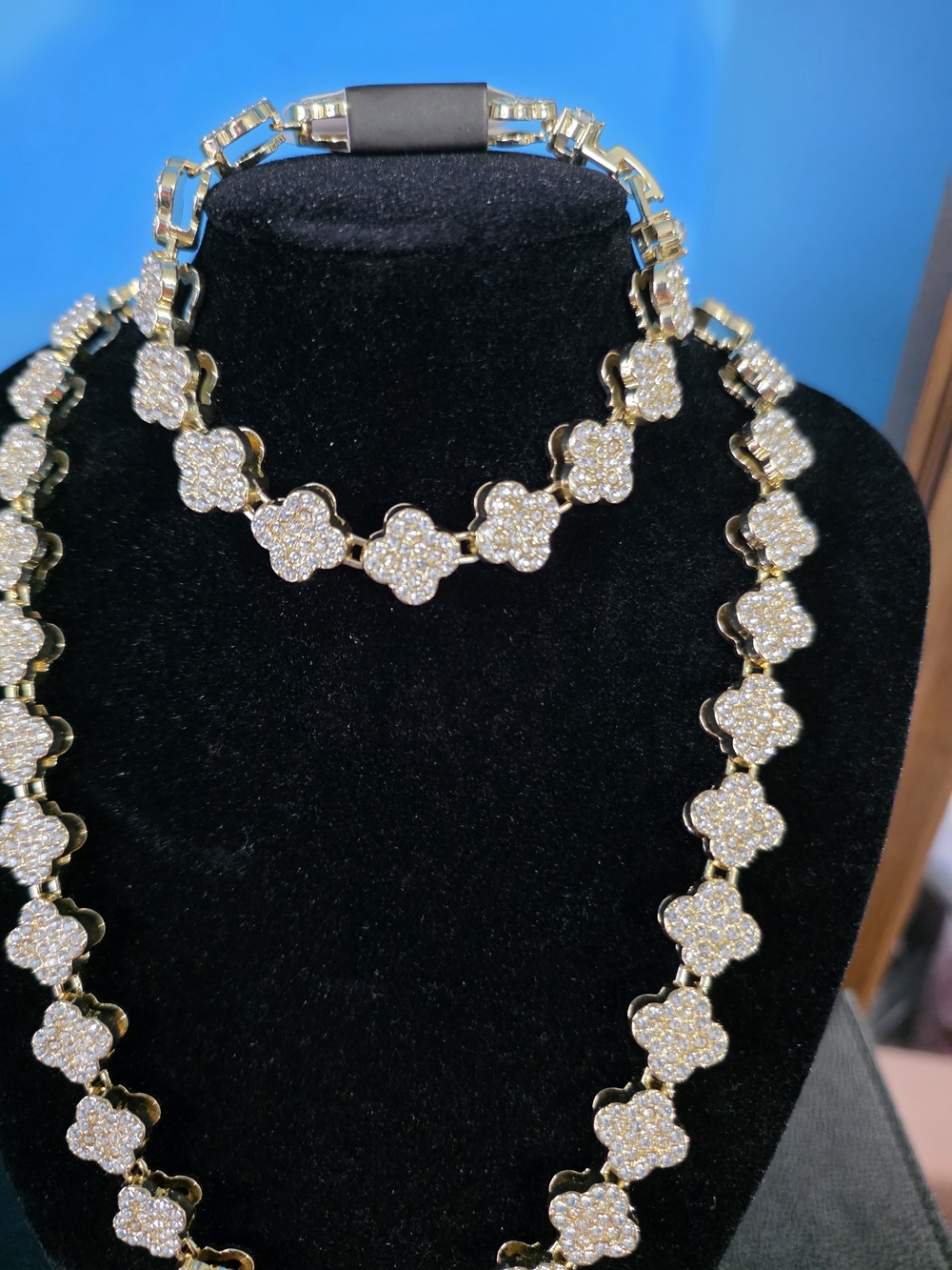 Clover Link Necklace & matching Bracele 14KT Overlay W/beautiful CZ stones